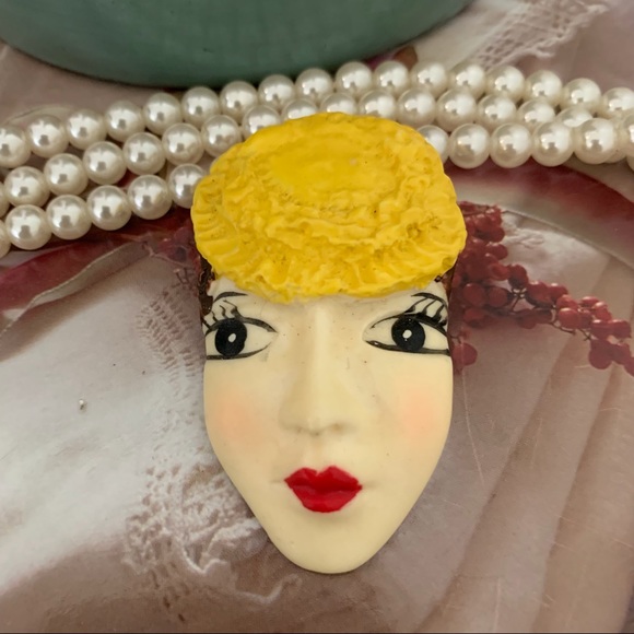 VINTAGE JEWELRY COLORFUL FACE BROOCH PIN - Picture 5 of 14